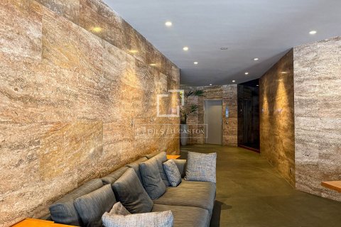 Продажа квартиры в Барселона, Испания 3 спальни, 124м2 №192671 - фото 29