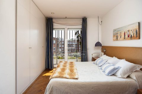 Продажа квартиры в Барселона, Испания 3 спальни, 124м2 №192671 - фото 5