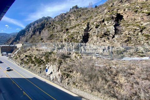 Penthouse for sale in Principado De Andorra (Ninguna Poblacion Tiene C.P.), Lleida, Spain 2 bedrooms, 70 sq.m. No. 156744 - photo 28
