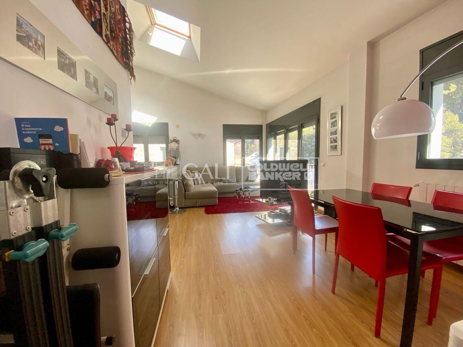 Penthouse in Principado De Andorra (Ninguna Poblacion Tiene C.P.), Lleida, Spain 2 bedrooms, 70 sq.m. No. 156744