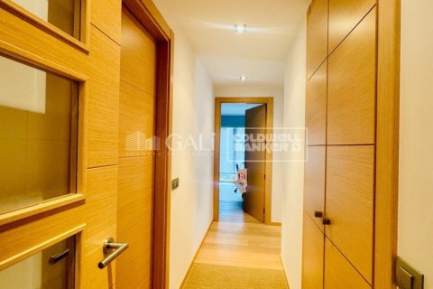 Huoneisto myytävänä Principado De Andorra (Ninguna Poblacion Tiene C.P.), Lleida, Espanja, 4 makuuhuonetta, 145 m2 No. 156741 - kuva 11
