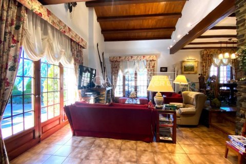 Villa pārdošanā Principado De Andorra (Ninguna Poblacion Tiene C.P.), Lleida, Spānijā 4 istabas, 378 m2 Nr. 156739 - attēls 11