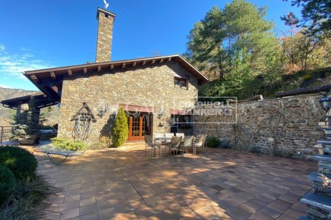 Villa pārdošanā Principado De Andorra (Ninguna Poblacion Tiene C.P.), Lleida, Spānijā 4 istabas, 378 m2 Nr. 156739 - attēls 4