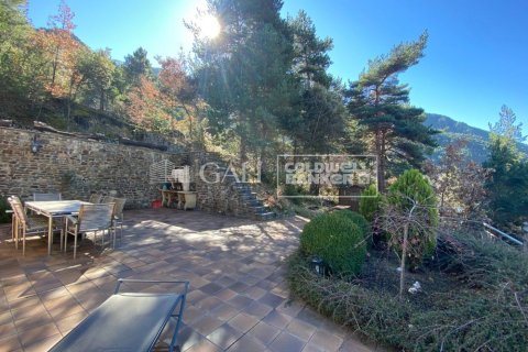 Villa pārdošanā Principado De Andorra (Ninguna Poblacion Tiene C.P.), Lleida, Spānijā 4 istabas, 378 m2 Nr. 156739 - attēls 2