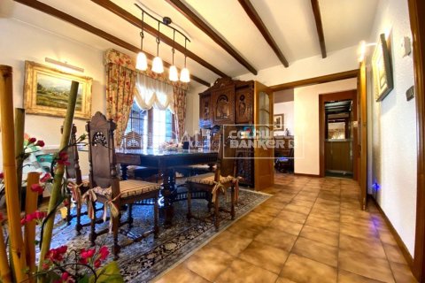 Villa pārdošanā Principado De Andorra (Ninguna Poblacion Tiene C.P.), Lleida, Spānijā 4 istabas, 378 m2 Nr. 156739 - attēls 9