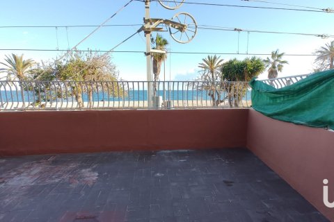 Lägenhet till salu i Canet de Mar, Barcelona, Spanien 2 sovrum, 60 kvm. Nr. 153928 - foto 8