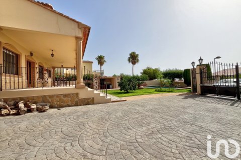 Dom w Beniarbeig, Alicante, Hiszpania 3 sypialnie, 211 mkw. nr 153927 – zdjęcie 11