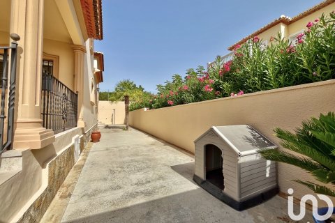 Dom w Beniarbeig, Alicante, Hiszpania 3 sypialnie, 211 mkw. nr 153927 – zdjęcie 7