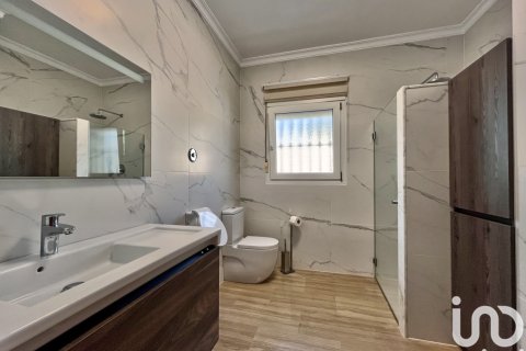 Dom w Beniarbeig, Alicante, Hiszpania 3 sypialnie, 211 mkw. nr 153927 – zdjęcie 26