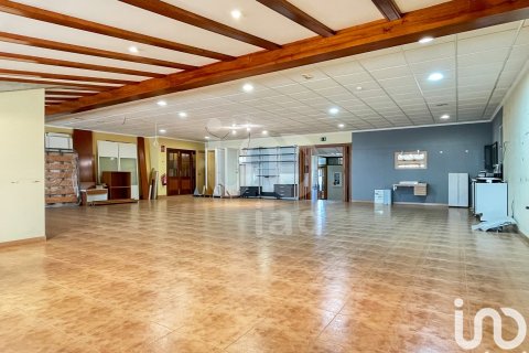 Liikekiinteistö myytävänä Anna, Valencia, Espanja, 3 makuuhuonetta, 3 m2 No. 153929 - kuva 12