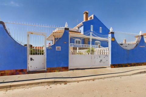 Villa à vendre à Los Alcazares, Murcia, Espagne, 5 chambres, No. 195707 - photo 6