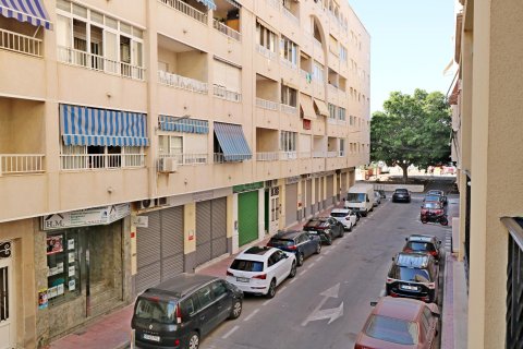Lägenhet till salu i Torrevieja, Alicante, Spanien 2 sovrum, 79 kvm. Nr. 194433 - foto 17