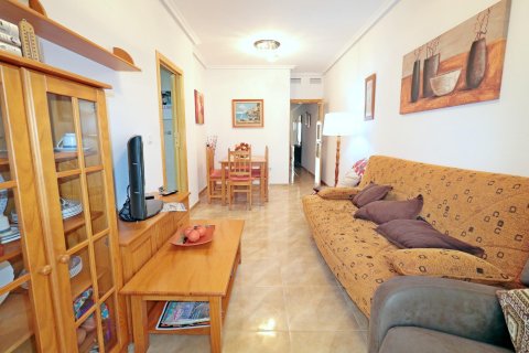 Lägenhet till salu i Torrevieja, Alicante, Spanien 2 sovrum, 79 kvm. Nr. 194433 - foto 2
