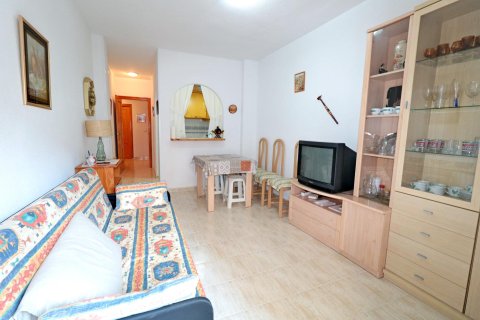 Apartamento en Torrevieja, Alicante, España 2 dormitorios, 60 m2 No. 194435