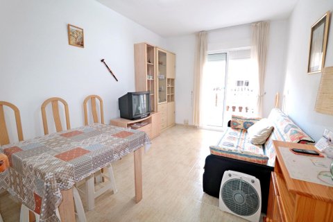Apartamento en venta en Torrevieja, Alicante, España 2 dormitorios, 60 m2 No. 194435 - foto 3