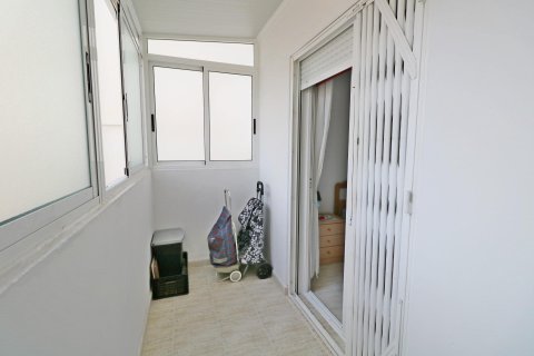 Apartamento en venta en Torrevieja, Alicante, España 2 dormitorios, 60 m2 No. 194435 - foto 13