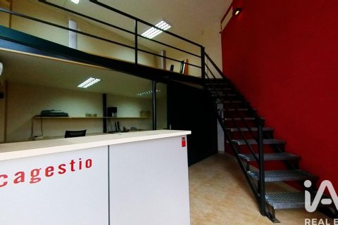 Lokal usługowy w Les Borges Blanques, Lleida, Hiszpania 37 mkw. nr 185521 – zdjęcie 5