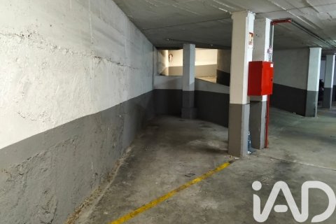 Garaje en venta en Reus, Tarragona, España 17 m2 No. 185527 - foto 2
