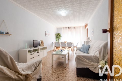 Apartment in Torrevieja, Alicante, Spain 3 bedrooms, 95 sq.m. No. 185522