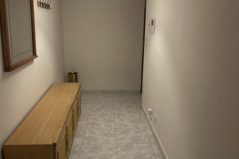 Huoneisto vuokrattavana Leon, Espanja, 3 makuuhuonetta, 104 m2 No. 154295 - kuva 14