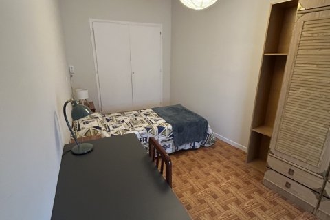 Huoneisto vuokrattavana Leon, Espanja, 3 makuuhuonetta, 104 m2 No. 154295 - kuva 5