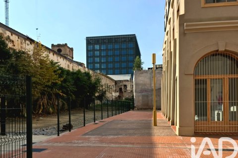 Baari vuokrattavana Barcelona, Espanja , 90 m2 No. 154291 - kuva 19