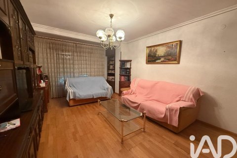 Huoneisto vuokrattavana Leon, Espanja, 3 makuuhuonetta, 100 m2 No. 154289 - kuva 9
