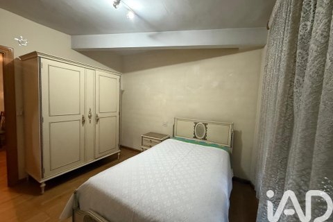 Huoneisto vuokrattavana Leon, Espanja, 3 makuuhuonetta, 100 m2 No. 154289 - kuva 3