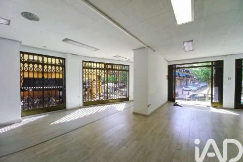 Аренда коммерческой недвижимости в Эль Кампельо, Аликанте, Испания 2 спальни, 108м2 №154290 - фото 18