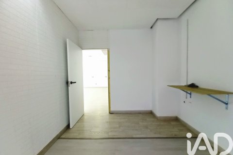 Аренда коммерческой недвижимости в Эль Кампельо, Аликанте, Испания 2 спальни, 108м2 №154290 - фото 17