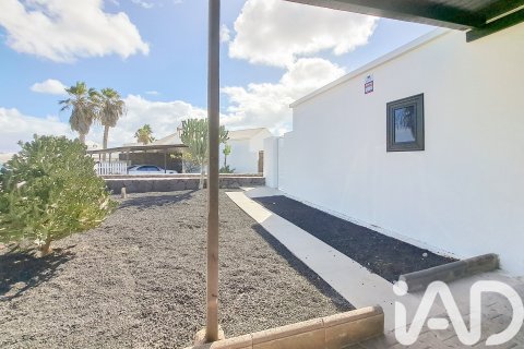 House for sale in Yaiza, Lanzarote, Spain 2 bedrooms, 83 sq.m. No. 152461 - photo 19