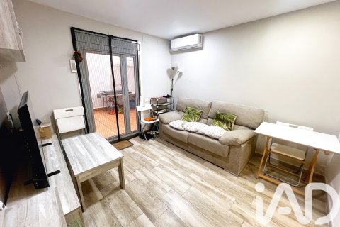 Apartment for sale in Barcelona, Spain 3 bedrooms, 68 sq.m. No. 152462 - photo 5