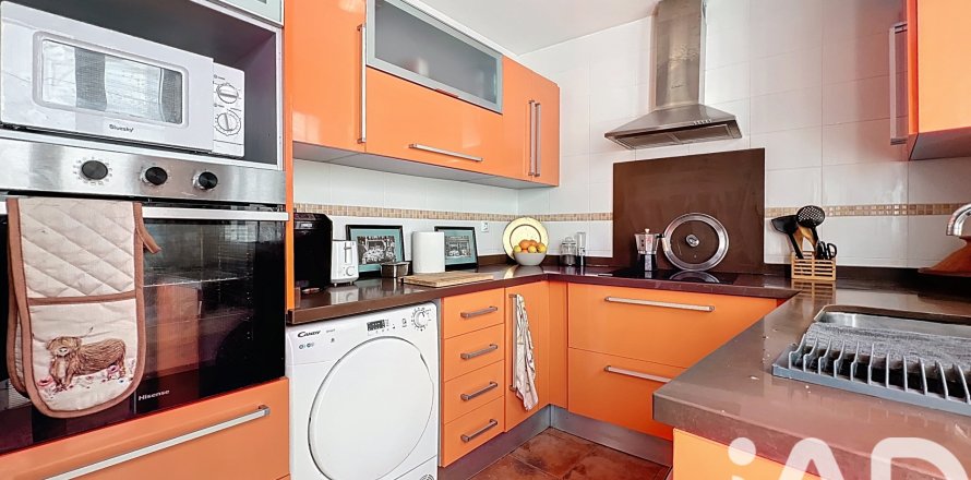 Apartamento en Facinas, Cádiz, España 2 dormitorios, 73.84 m2 No. 152465