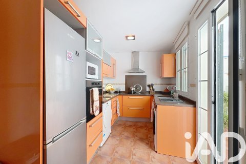 Apartamento en venta en Facinas, Cádiz, España 2 dormitorios, 73.84 m2 No. 152465 - foto 2