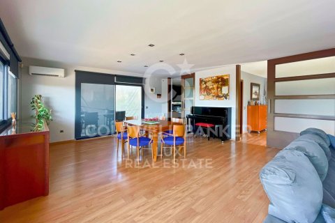 House for sale in Peralada, Girona, Spain 6 bedrooms, 445 sq.m. No. 160307 - photo 8