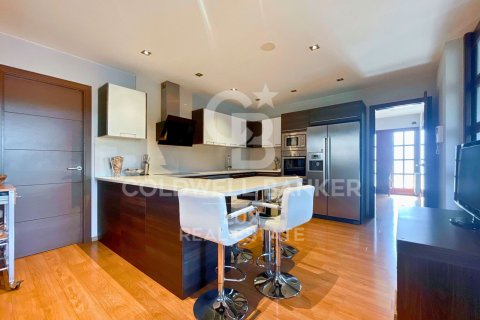 House for sale in Peralada, Girona, Spain 6 bedrooms, 445 sq.m. No. 160307 - photo 11