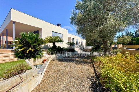 House for sale in Peralada, Girona, Spain 6 bedrooms, 445 sq.m. No. 160307 - photo 3