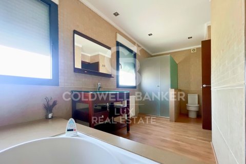 House for sale in Peralada, Girona, Spain 6 bedrooms, 445 sq.m. No. 160307 - photo 15