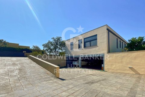House for sale in Peralada, Girona, Spain 6 bedrooms, 445 sq.m. No. 160307 - photo 4