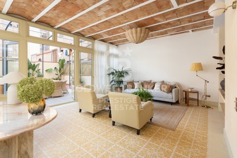 Huoneisto myytävänä Barcelona, Espanja, 3 makuuhuonetta, 198 m2 No. 156830 - kuva 10