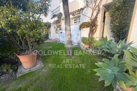 Kamienica w Estepona, Malaga, Hiszpania 4 sypialnie, 245 mkw. nr 156829 – zdjęcie 3