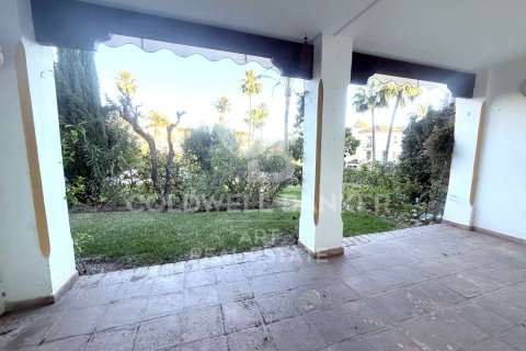 Kamienica w Estepona, Malaga, Hiszpania 4 sypialnie, 245 mkw. nr 156829 – zdjęcie 7