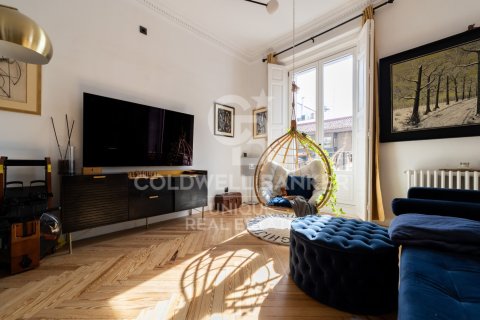 Apartment for sale in Madrid, Spain 3 bedrooms, 209 sq.m. No. 156831 - photo 7