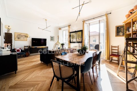 Apartment for sale in Madrid, Spain 3 bedrooms, 209 sq.m. No. 156831 - photo 16