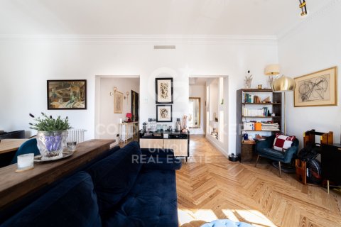 Apartment for sale in Madrid, Spain 3 bedrooms, 209 sq.m. No. 156831 - photo 14