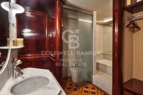 Apartment à vendre à Barcelona, Espagne, 5 chambres, 944 m2 No. 160377 - photo 25