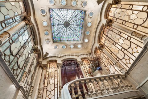 Apartament w Barcelona, Hiszpania 5 sypialni, 944 mkw. nr 160377 – zdjęcie 8