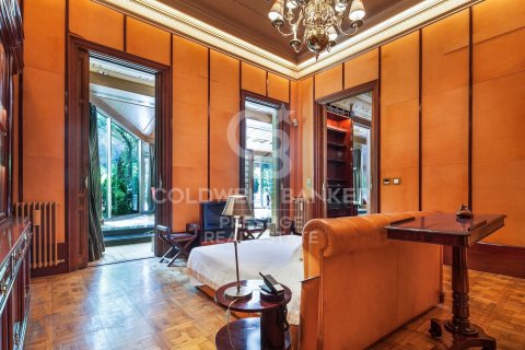 Apartment à vendre à Barcelona, Espagne, 5 chambres, 944 m2 No. 160377 - photo 17