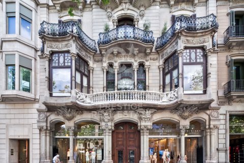 Apartment à vendre à Barcelona, Espagne, 5 chambres, 944 m2 No. 160377 - photo 4