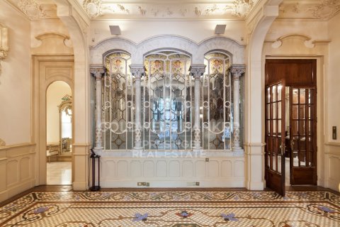 Apartament w Barcelona, Hiszpania 5 sypialni, 944 mkw. nr 160377 – zdjęcie 6